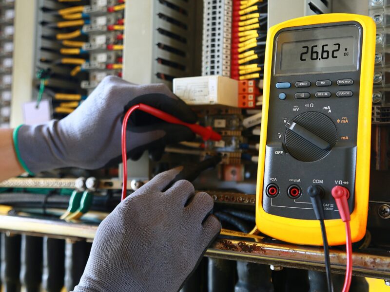 Why Your Business Should Compare Business Electricity Rates And Prices