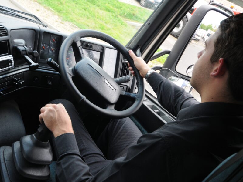 How HGV Training Can Help You Start a New Career