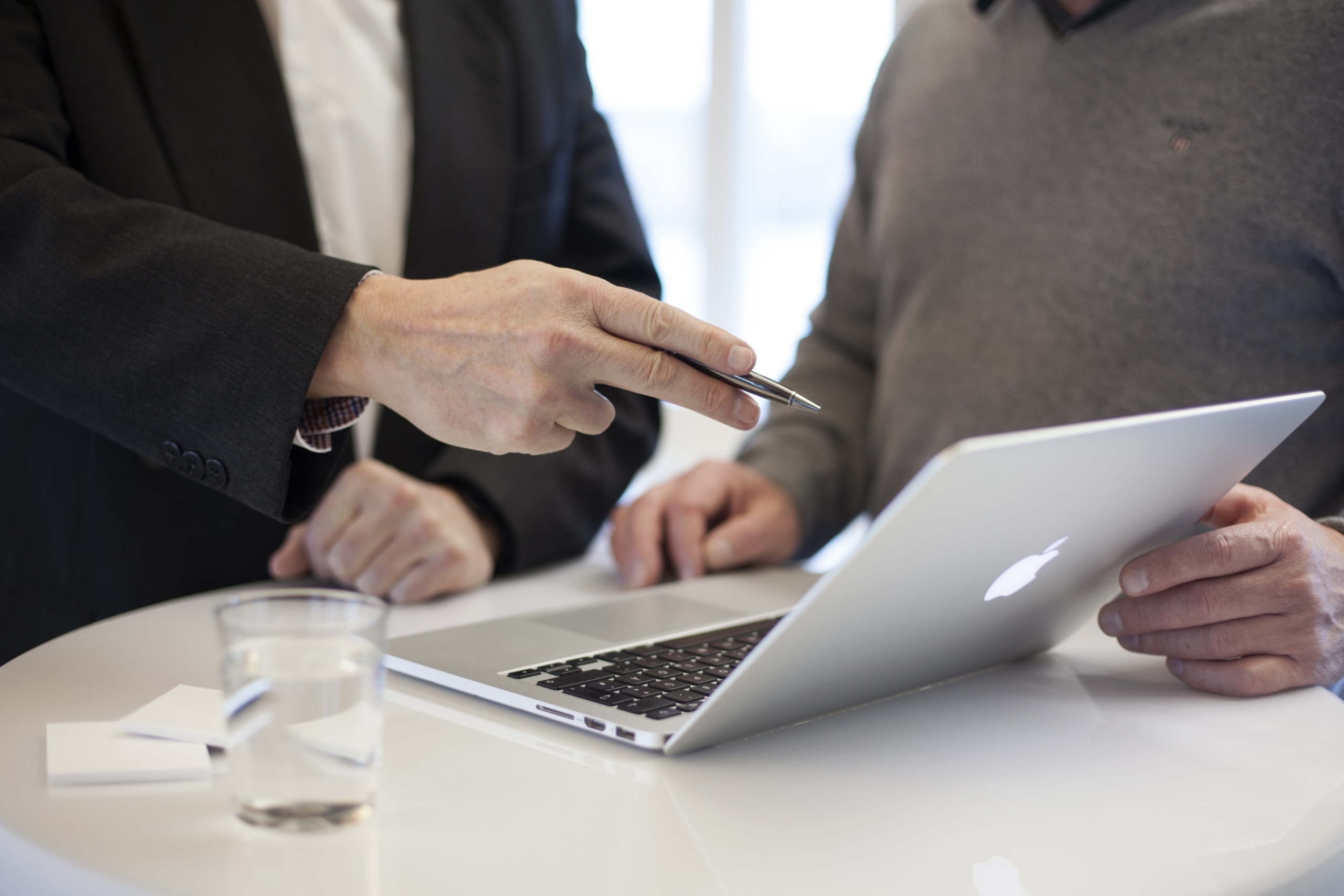 Why Your Business Should Hire IT Consulting Services and Support