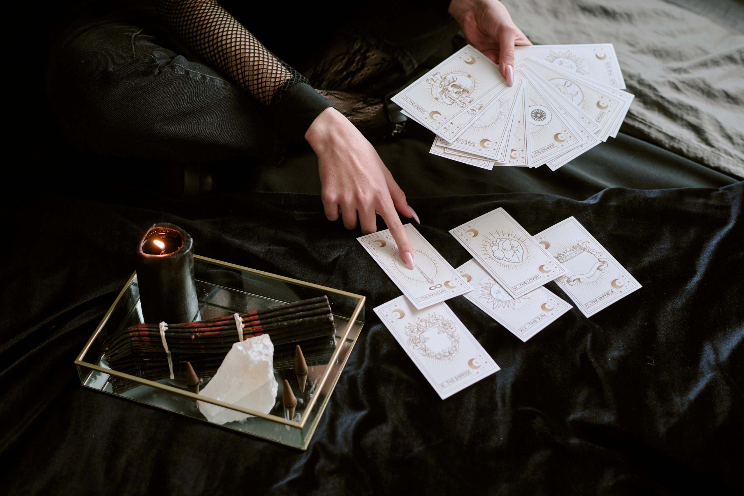Qualities of a Best Trusted Psychic for Phone Tarot Card Reading